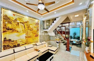 Nhà Phan Đăng Lưu, Quận Phú Nhuận – 66m² – Vị trí đắc địa – Giá 13.5 tỷ